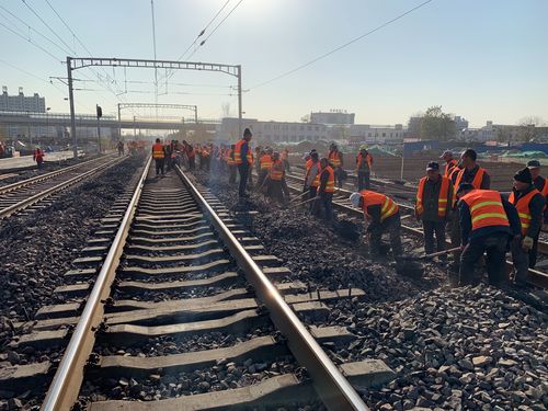 每日快报:中铁六局集团北京铁路建设地下工程项目部